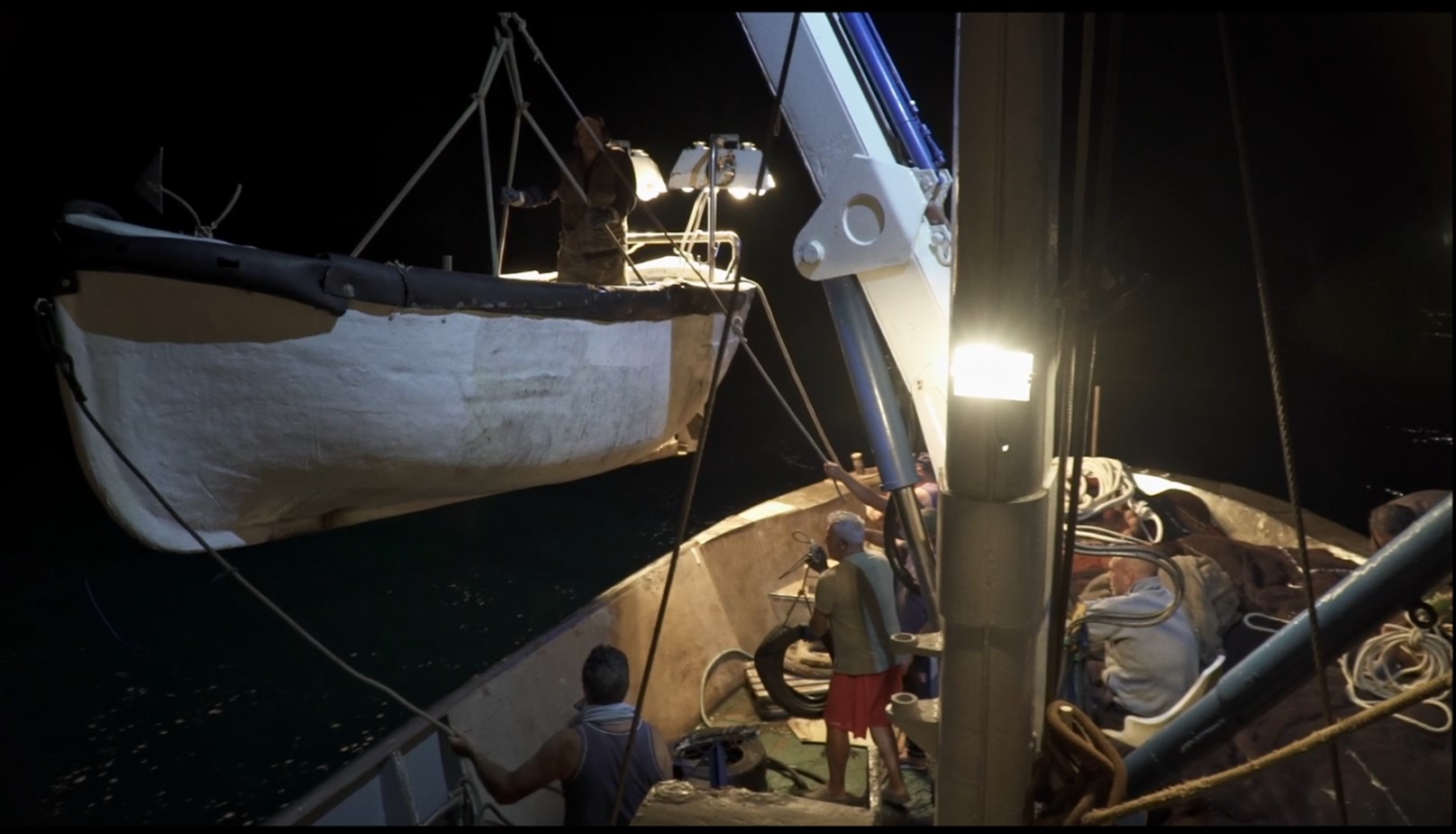 Read more about the article The Interview at Sea: the tragedy comes back and out of the film